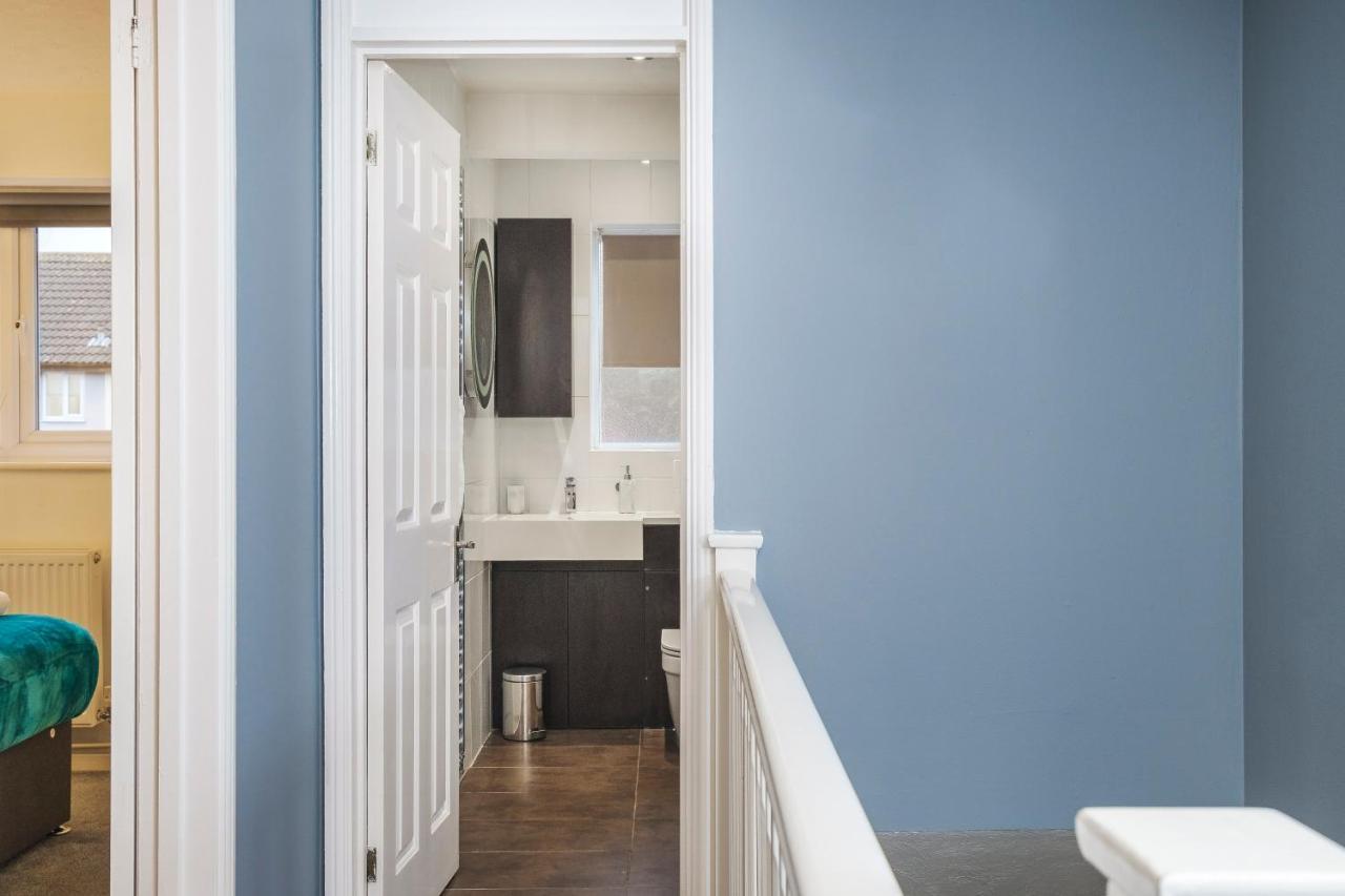 Beautiful 3 Bed House With Amazing Views In Dartford, Kent Apartment Luaran gambar