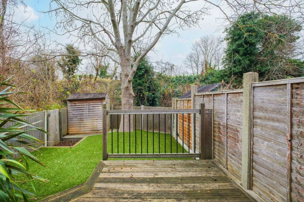 Beautiful 3 Bed House With Amazing Views In Dartford, Kent Apartment Luaran gambar